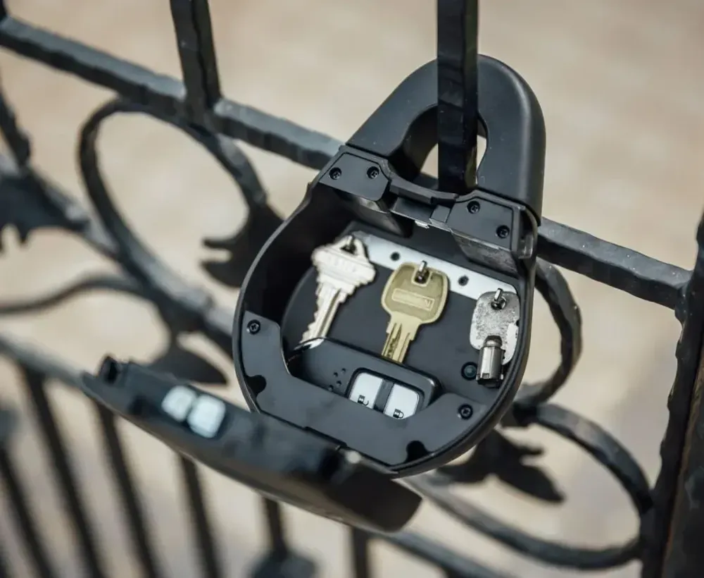 La profondeur de stockage est passée de 38 mm sur la Keybox 2 à 53 mm sur la Keybox 3